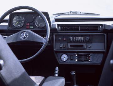 mb_g 460_interior.01.500