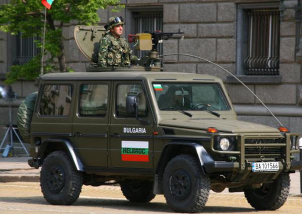 Mercedes G_klasa_ wojskowy_terenowe_auta_auto2bulgarska